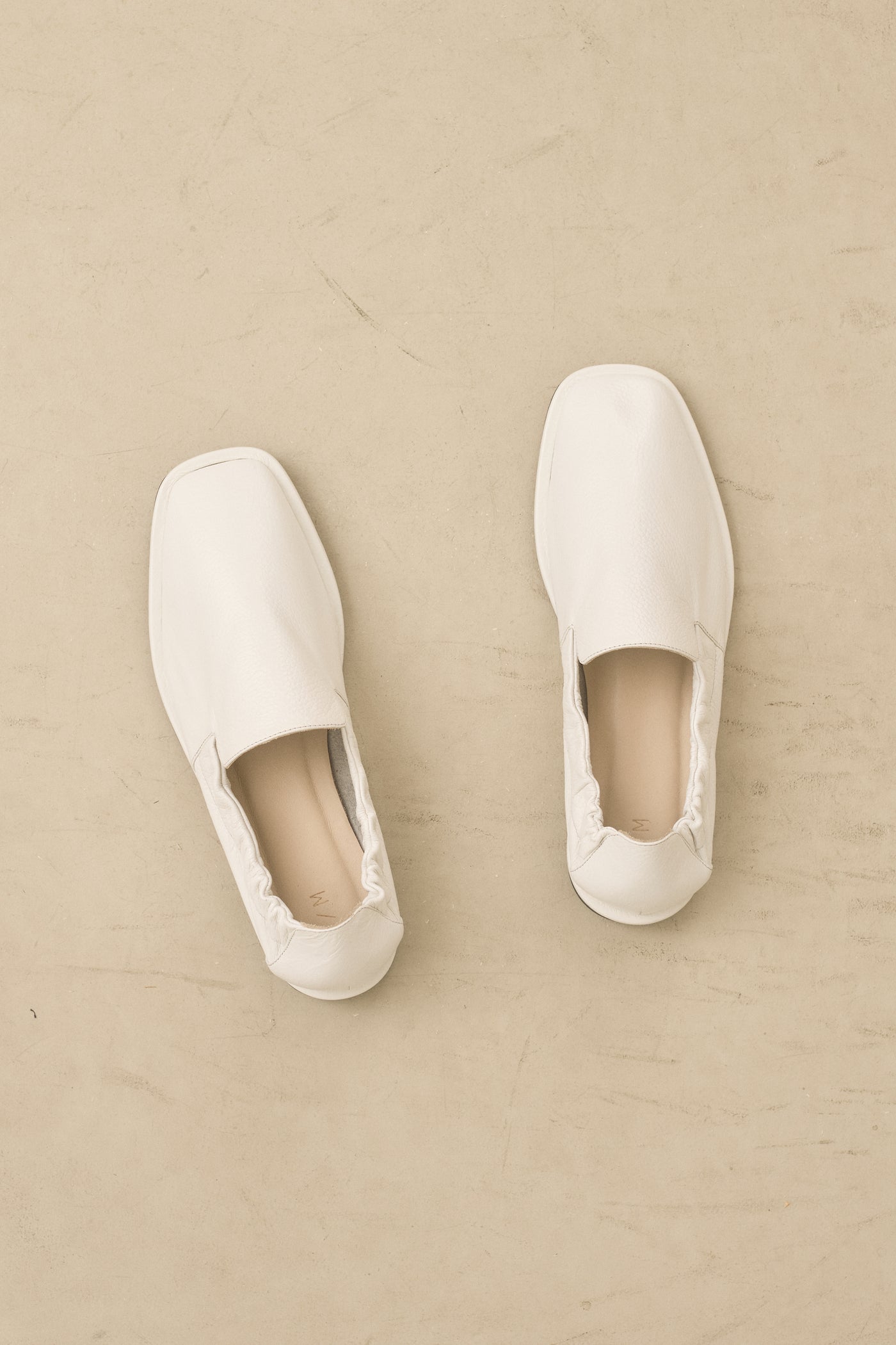 SOFT NEW BANDED LOAFER