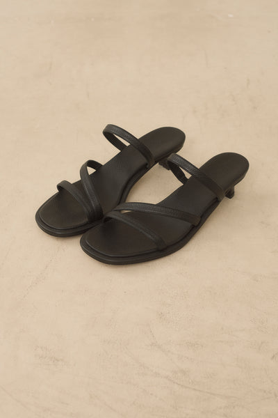 SHOE