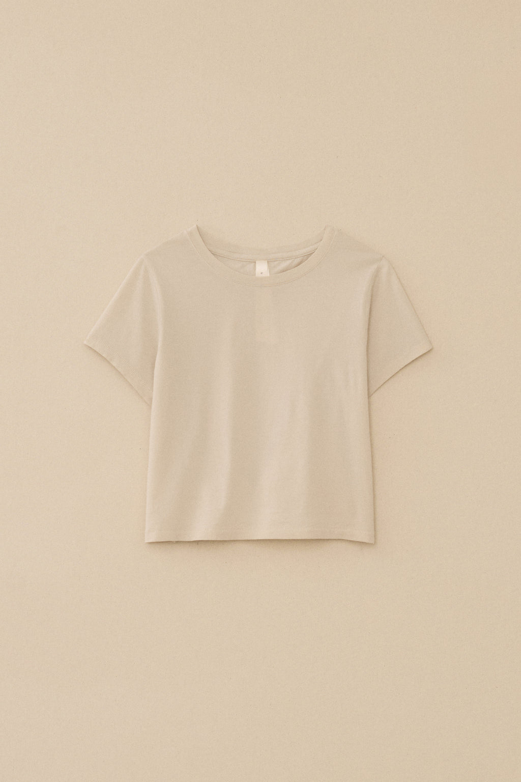 FINE CROP TEE