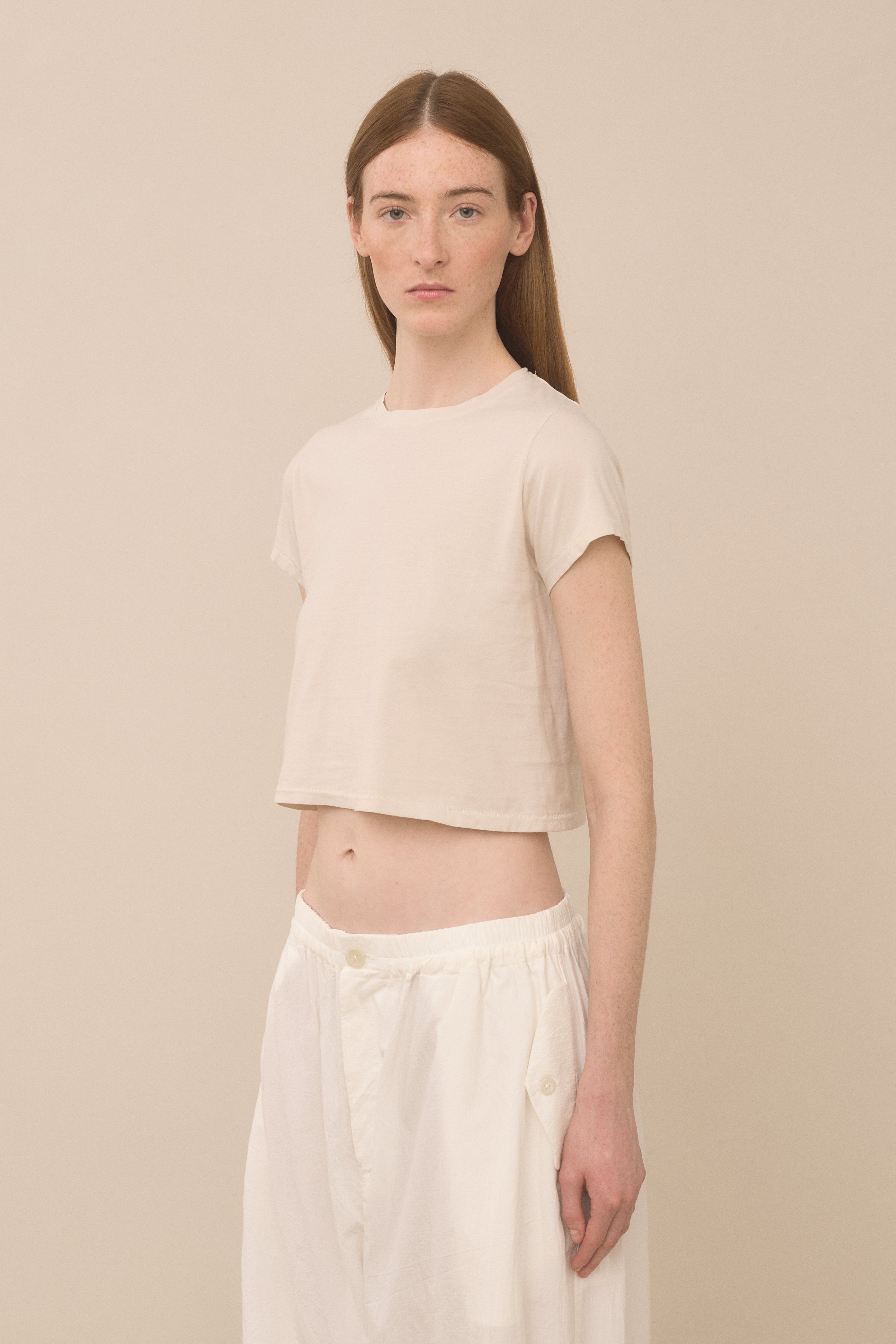 FINE CROP TEE