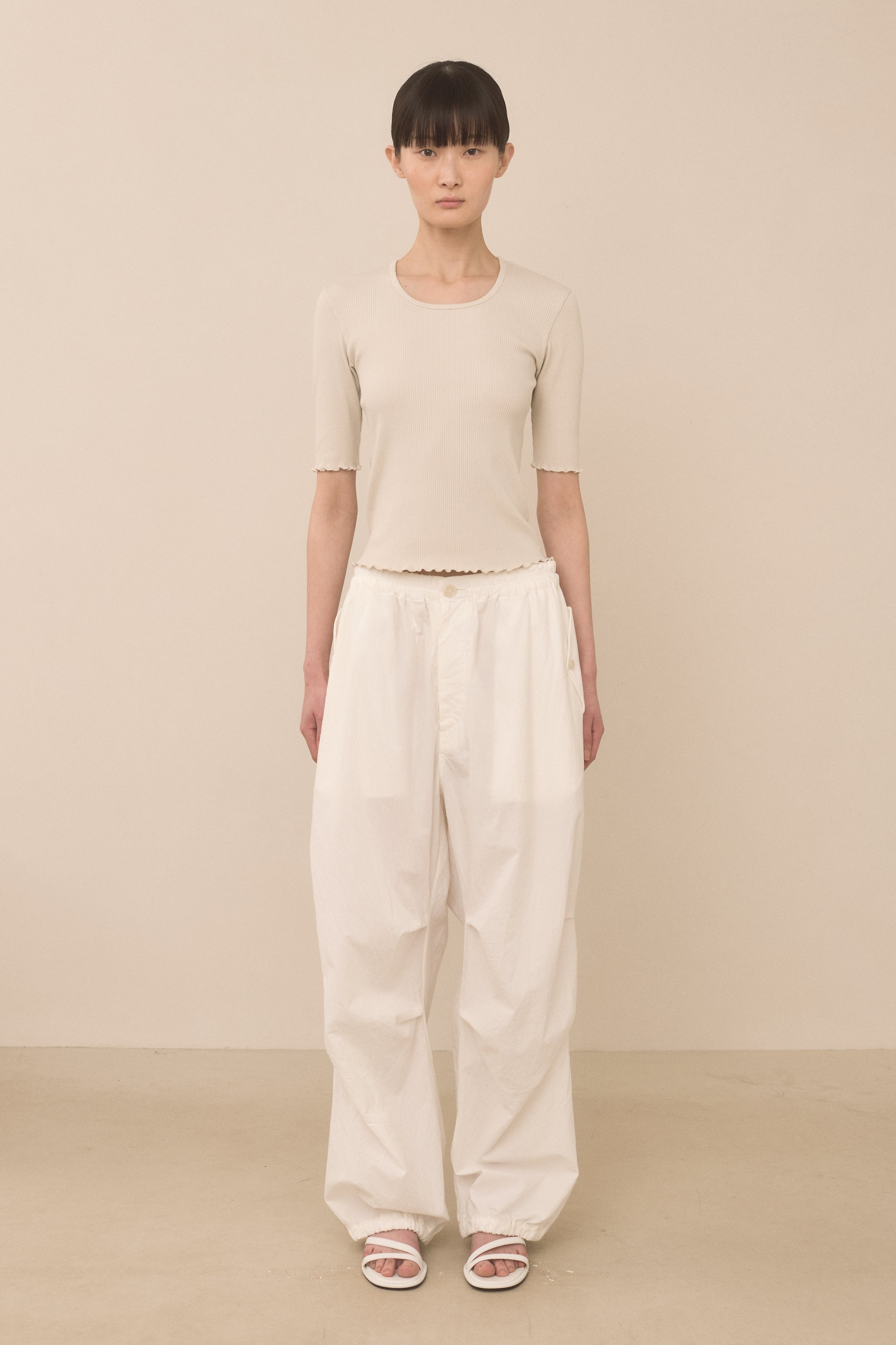 RUFFLE RIB TEE