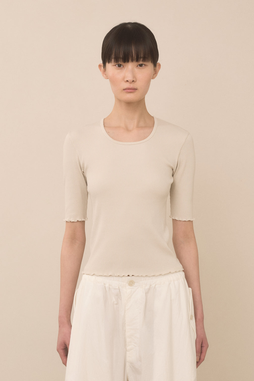RUFFLE RIB TEE