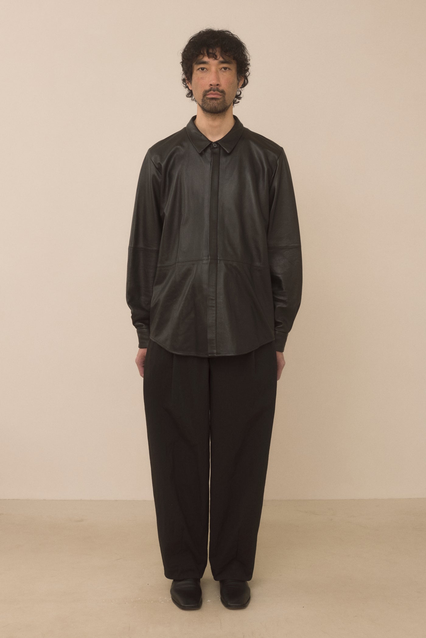 TAPER TROUSER