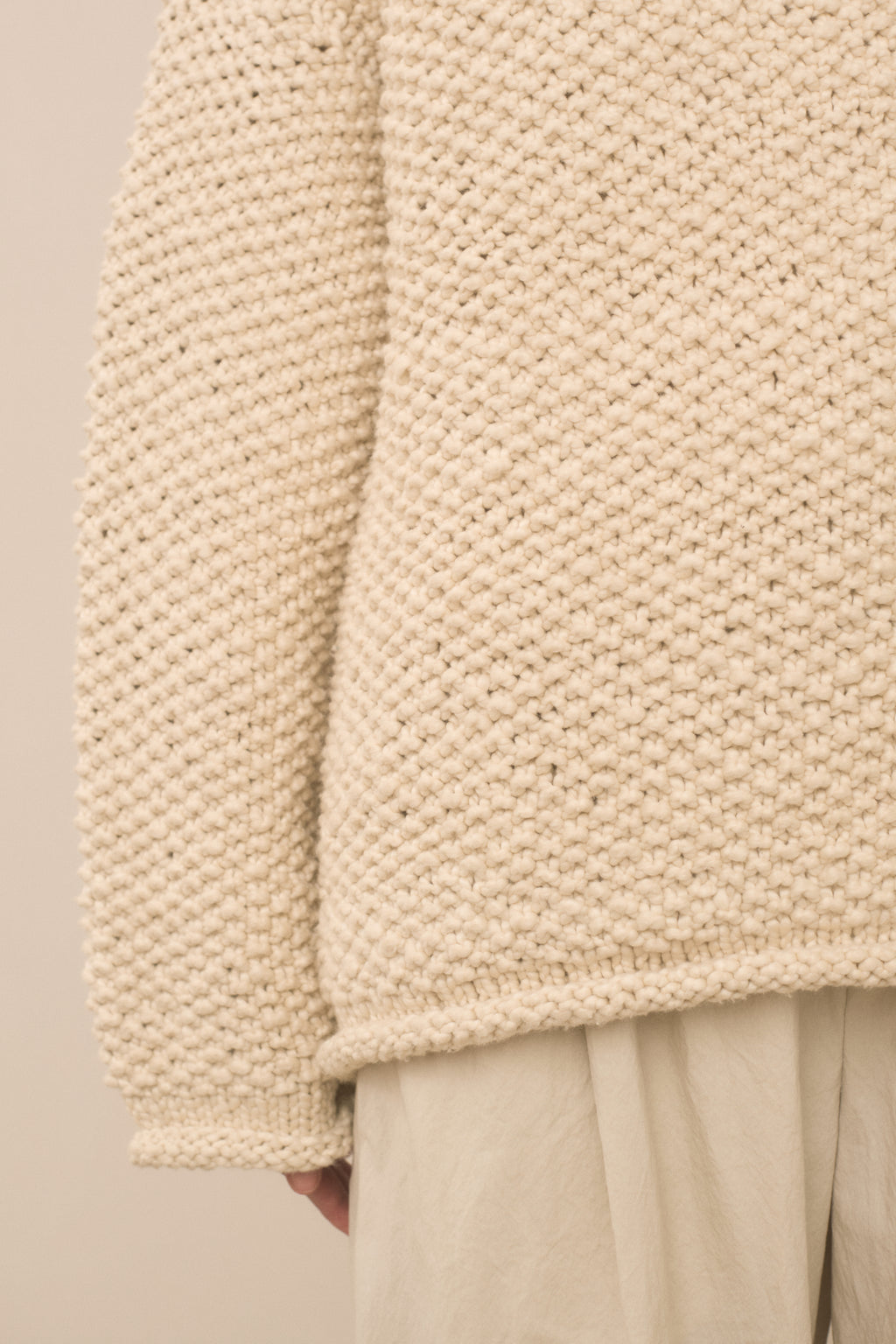 HANDKNIT CREPE ROLLNECK