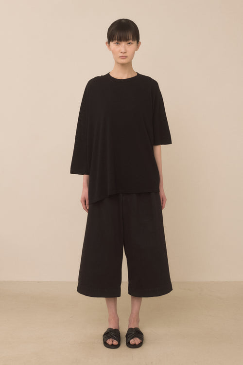 ASKEW TEE