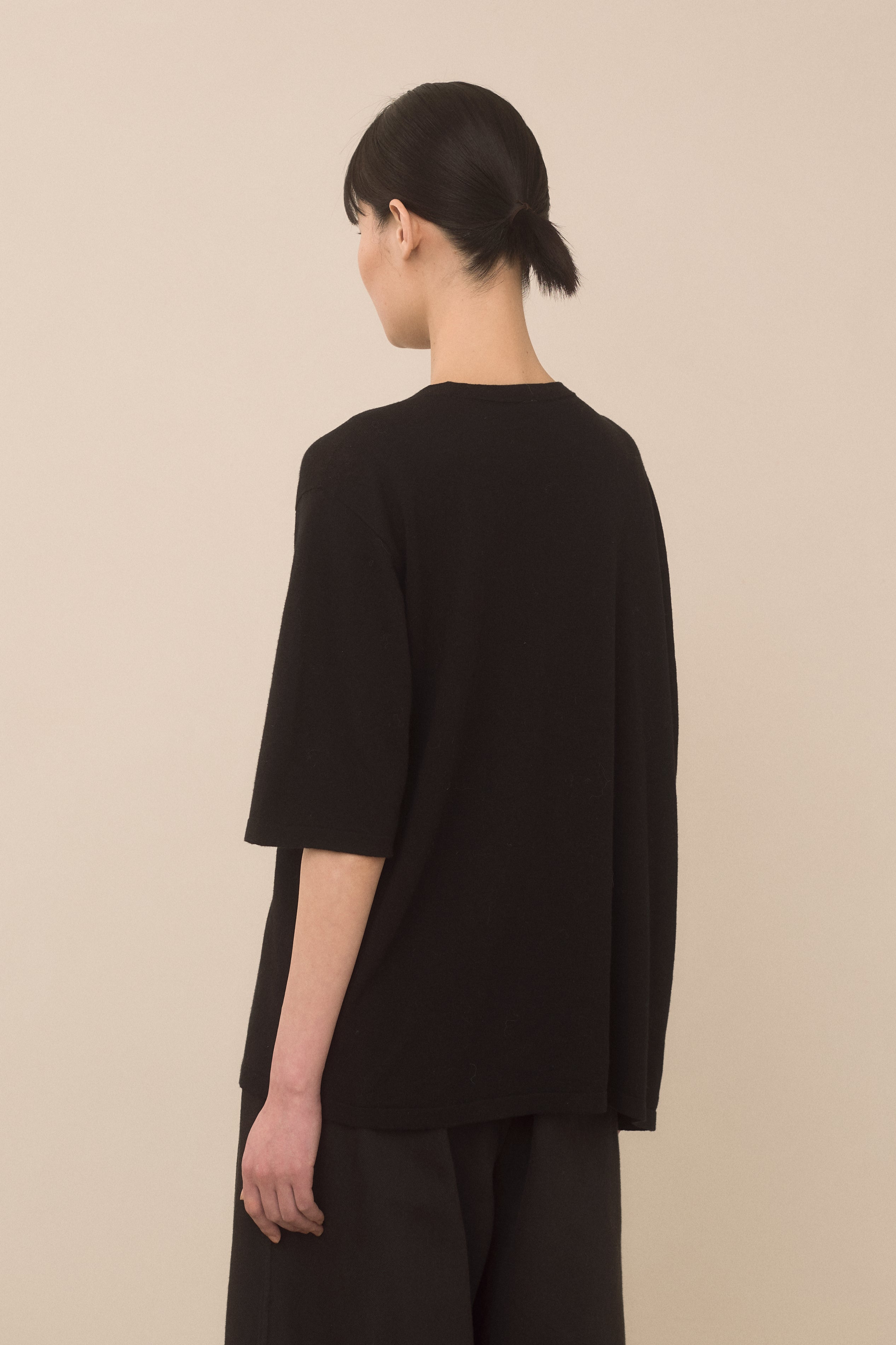 ASKEW TEE
