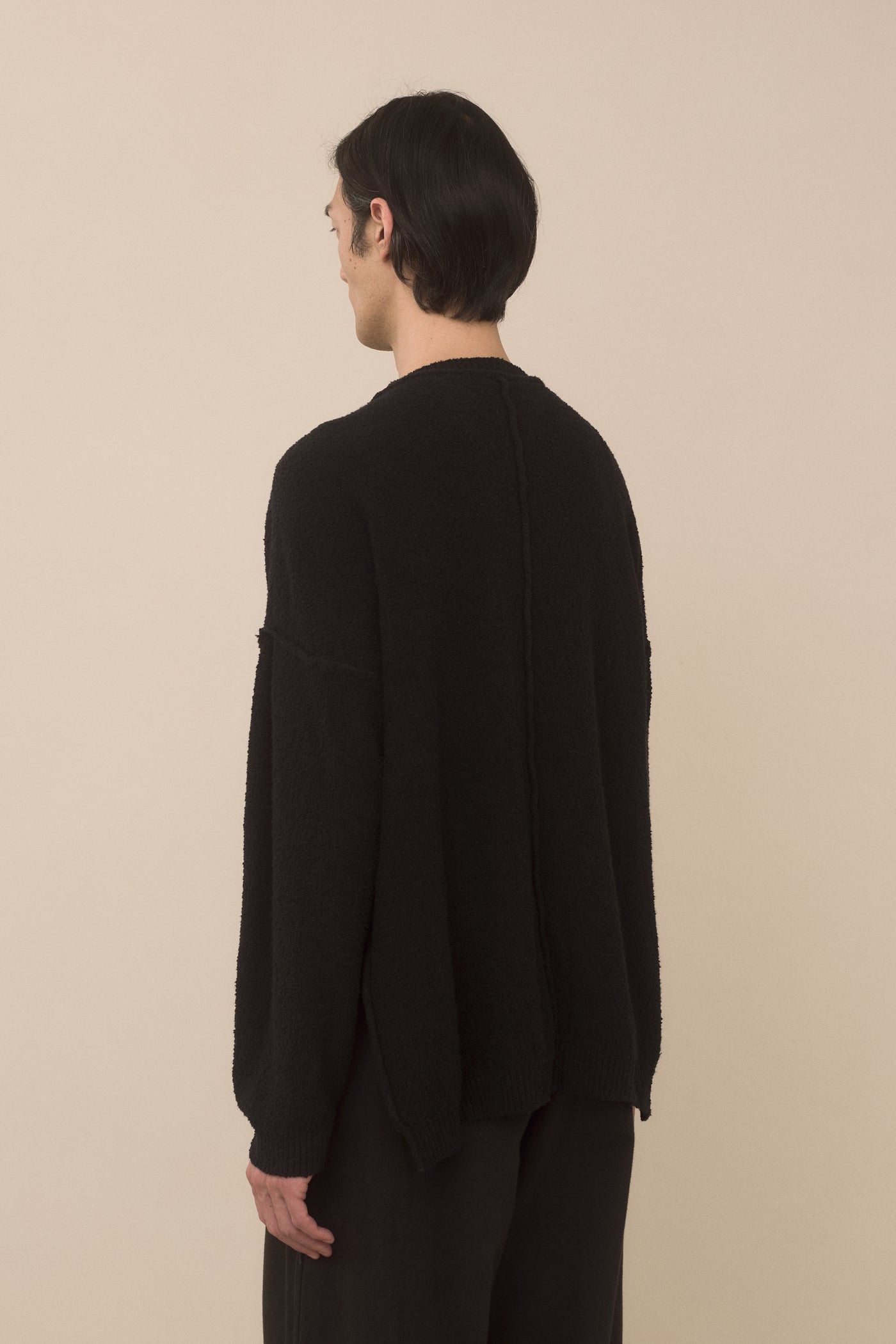 BOUCLE CREWNECK