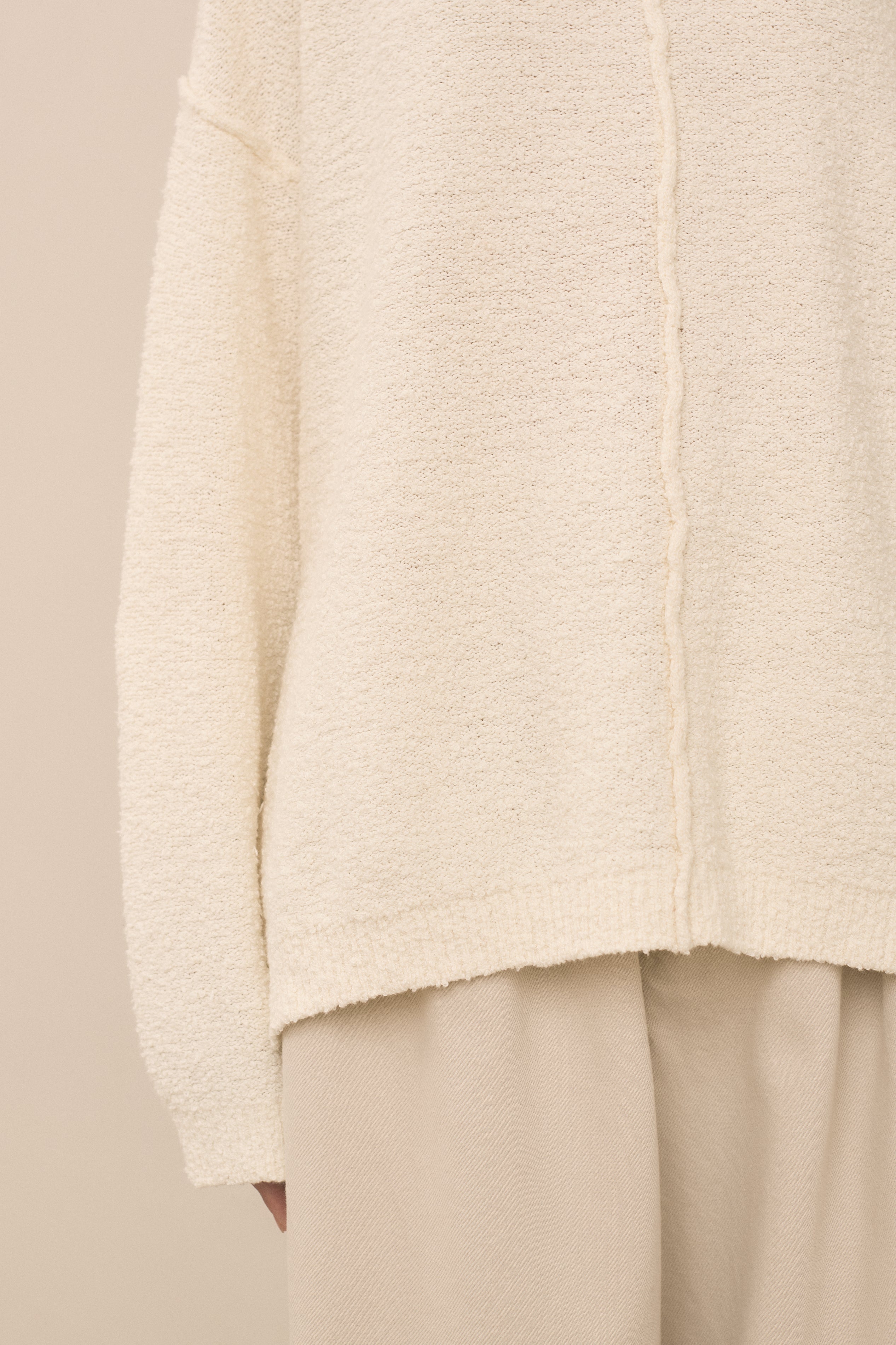 BOUCLE CREWNECK