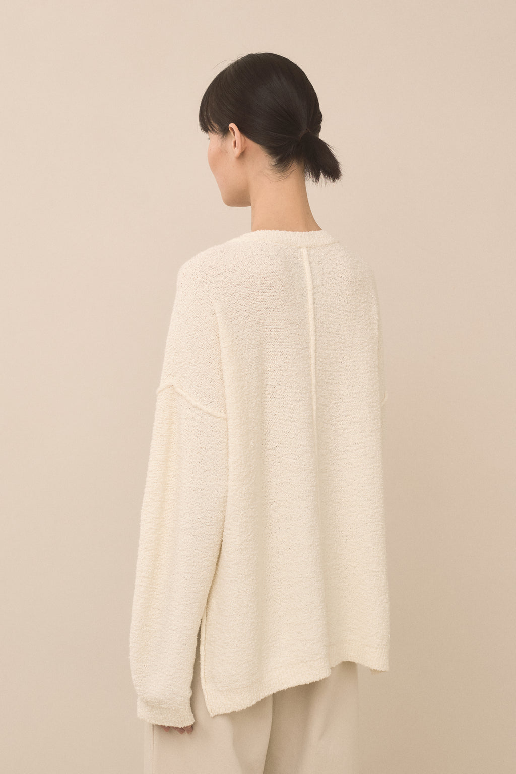 BOUCLE CREWNECK