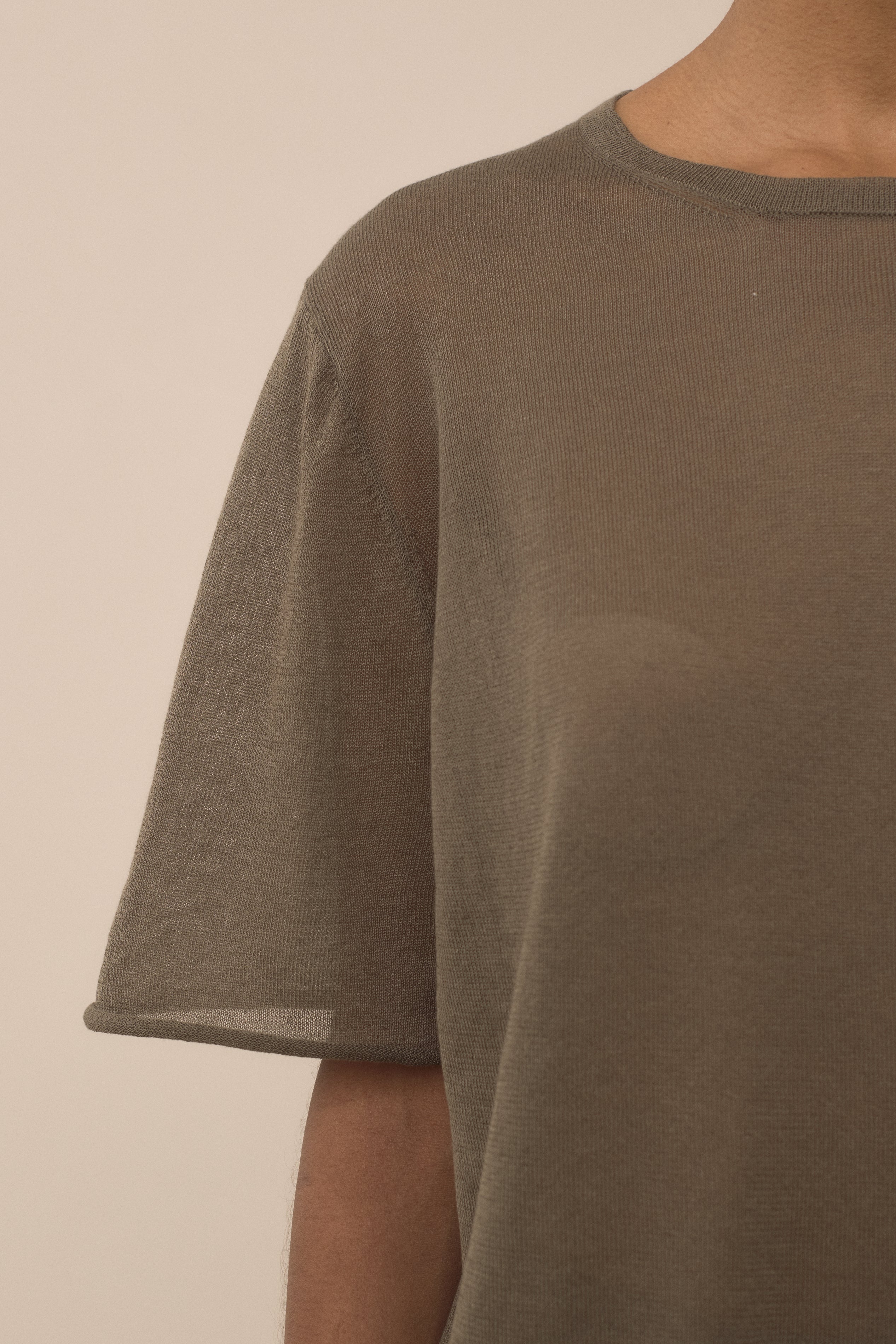 VEIL TEE