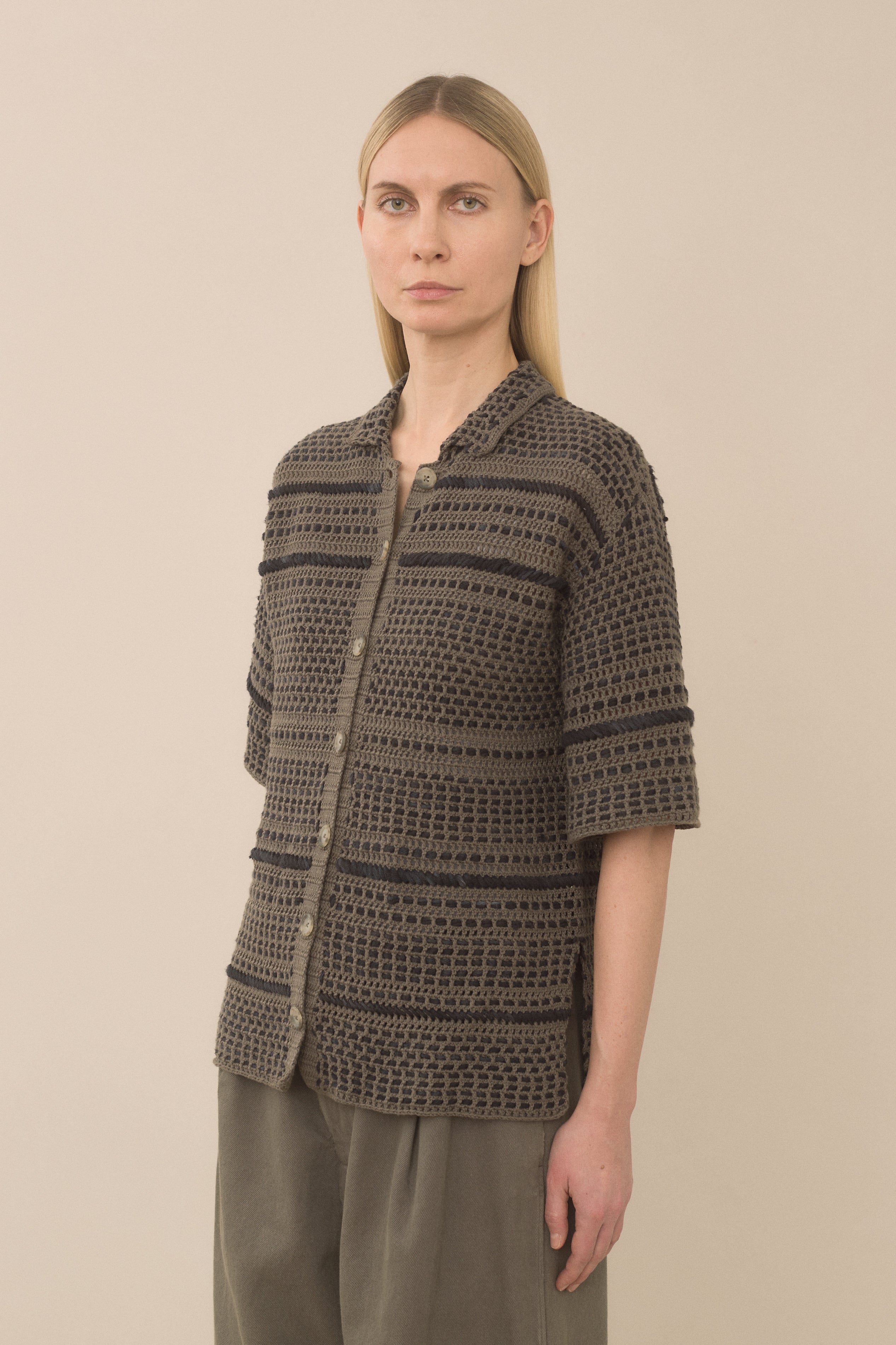 EMBROIDERED SHIRT
