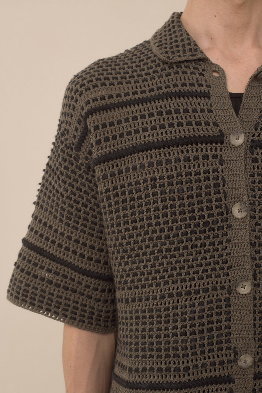EMBROIDERED SHIRT