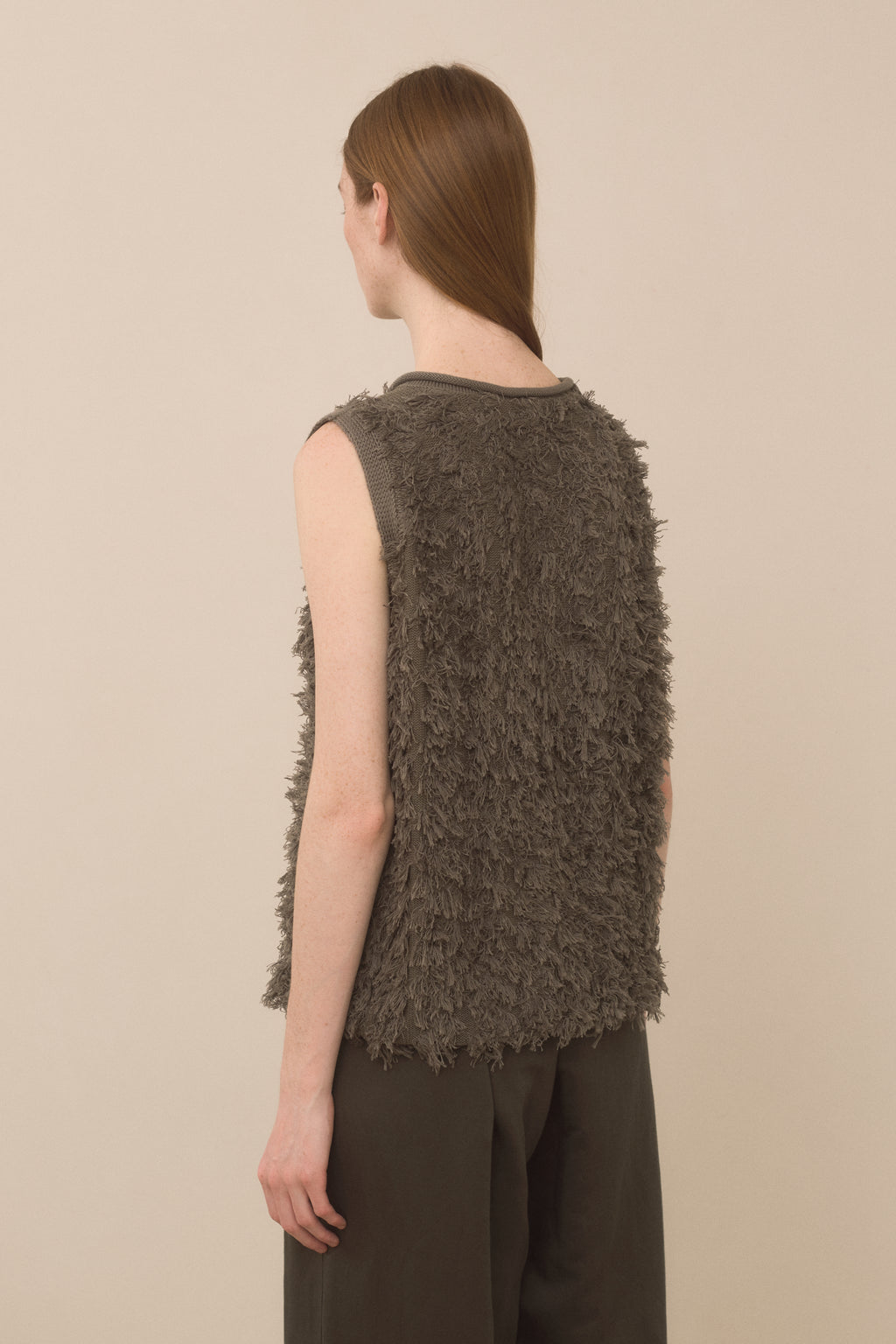 TUFTED SHELL