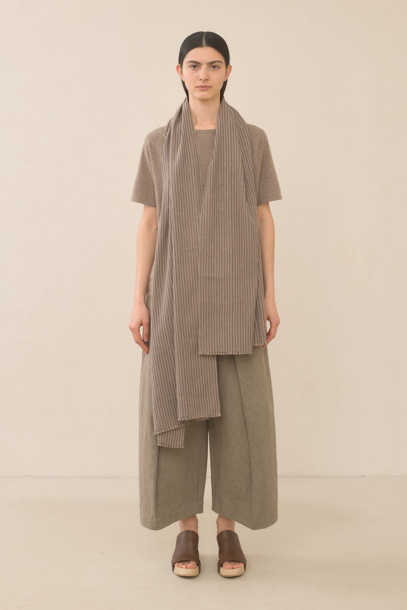 HANDWOVEN FINE LINES WRAP