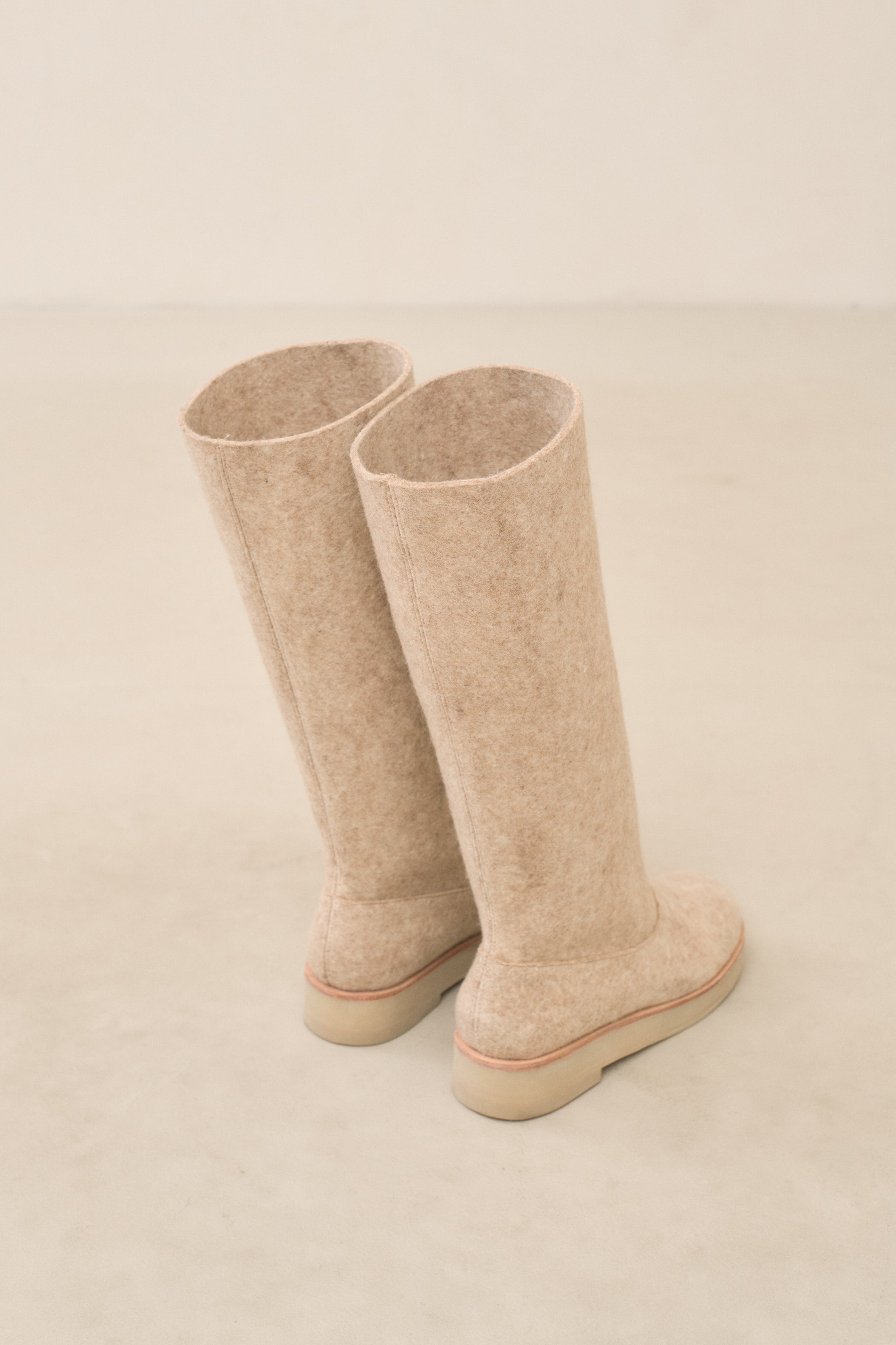 FELT FORM BOOT