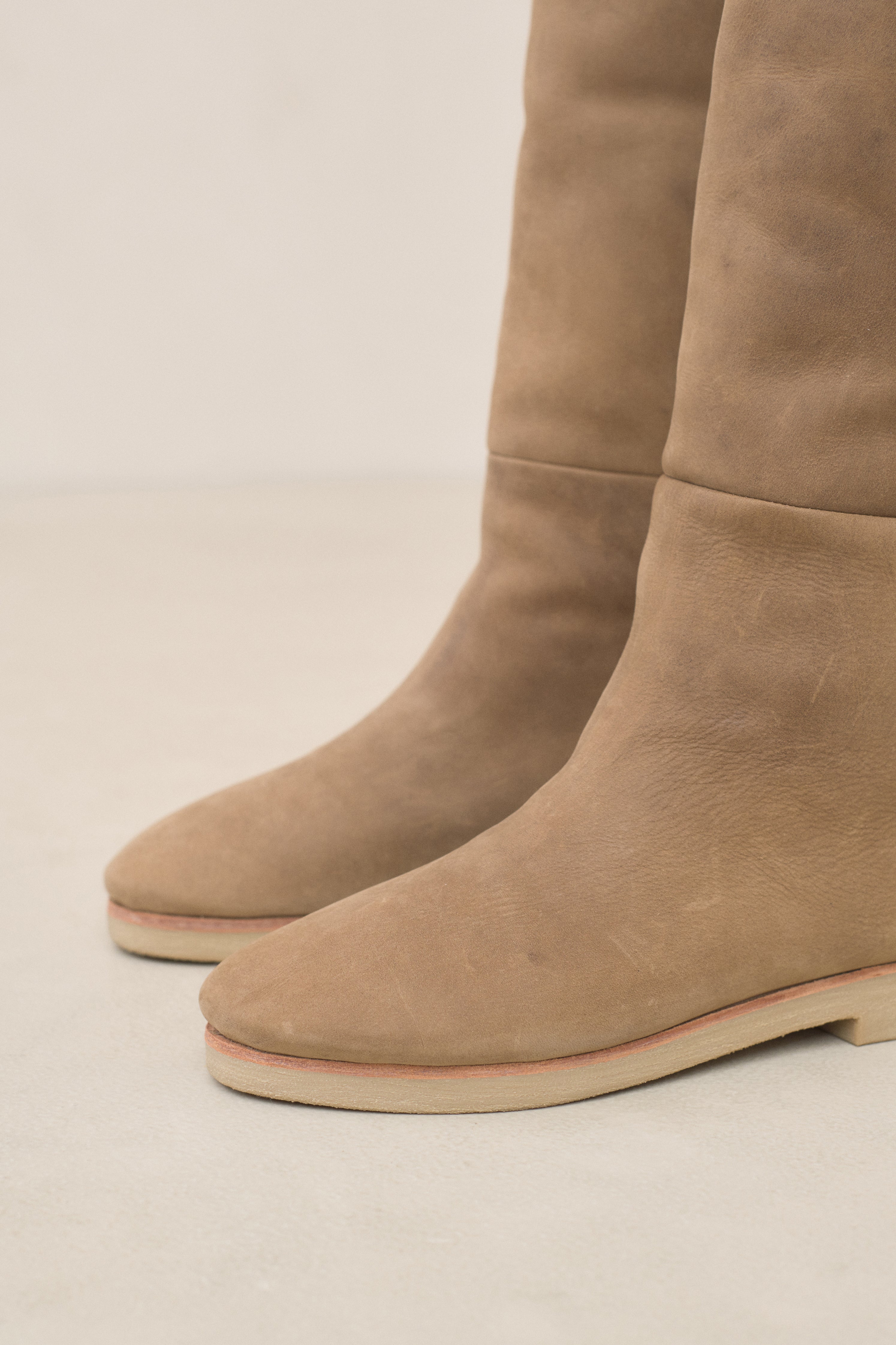 TALL LINED BOOT