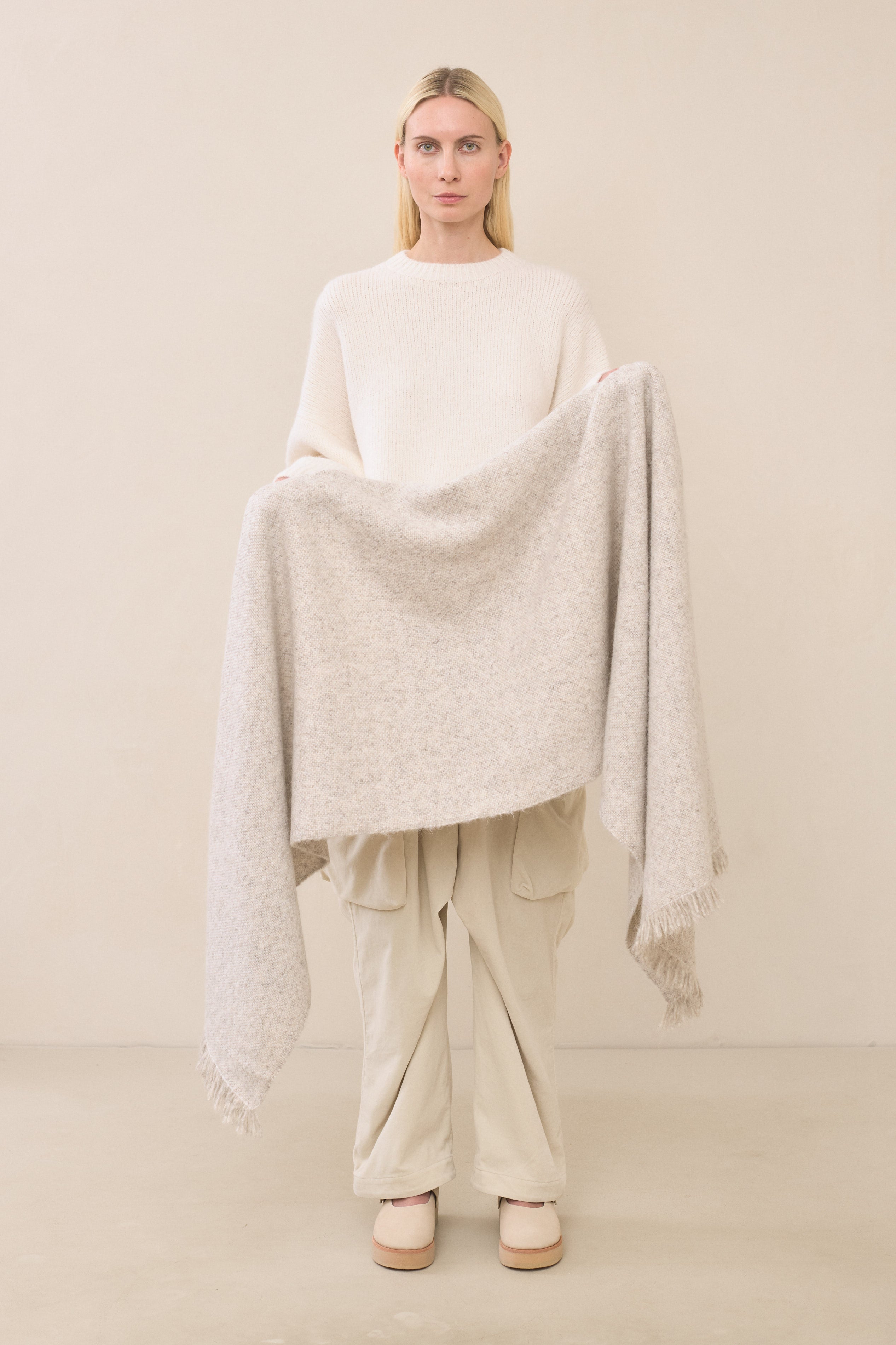 HANDWOVEN MARL WRAP