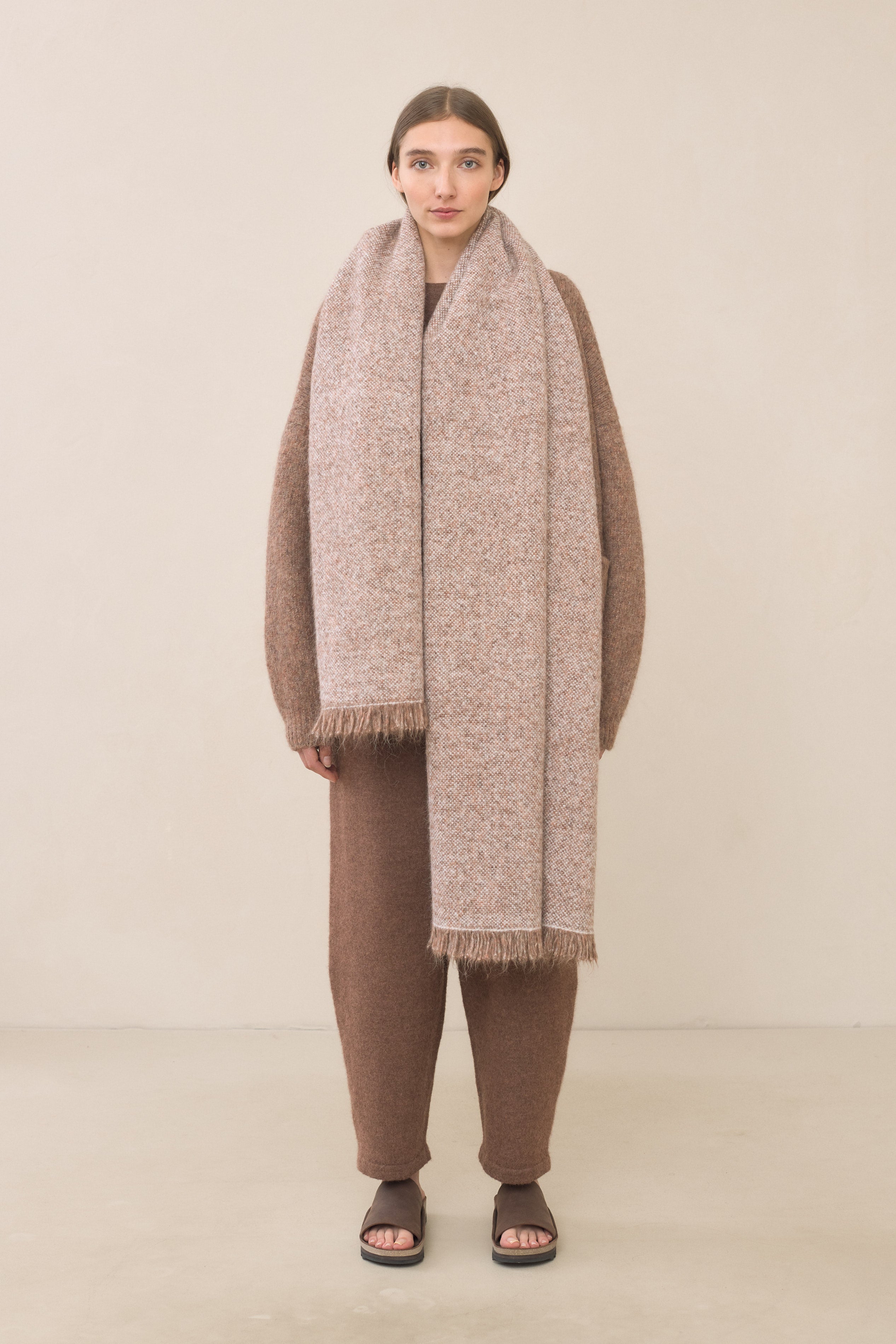 HANDWOVEN MARL WRAP