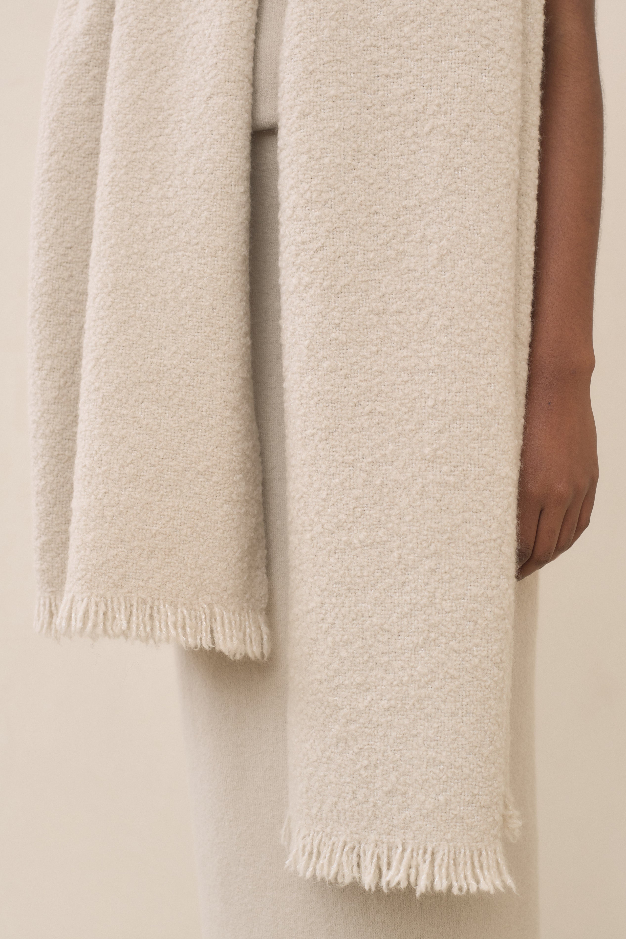 HANDWOVEN PLUSH WRAP