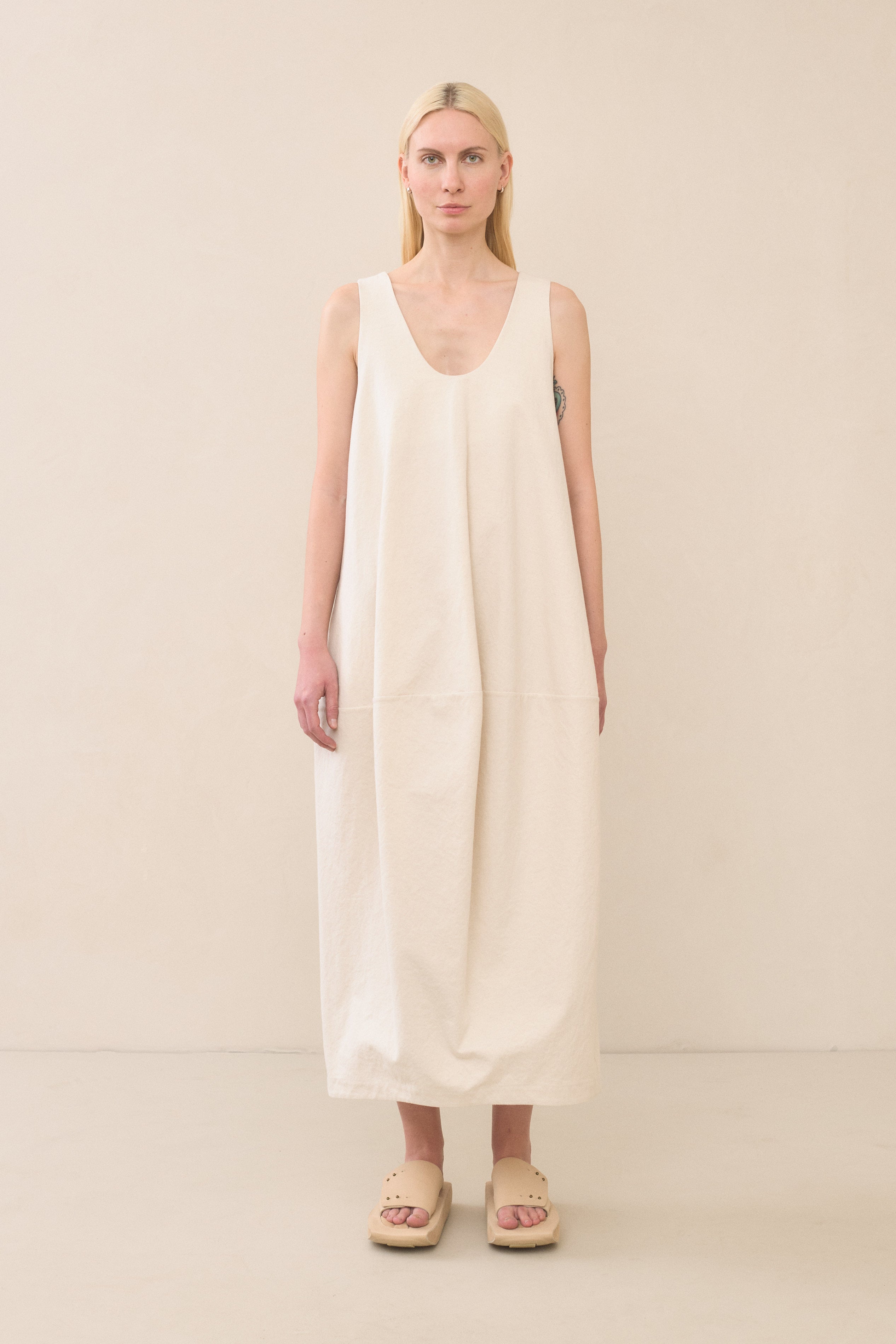 VESSEL DRESS